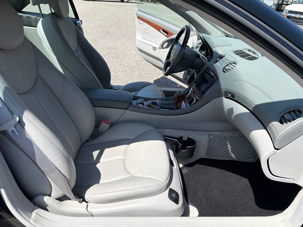 2003 Mercedes-Benz SL-Class 2dr Roadster 5.0L