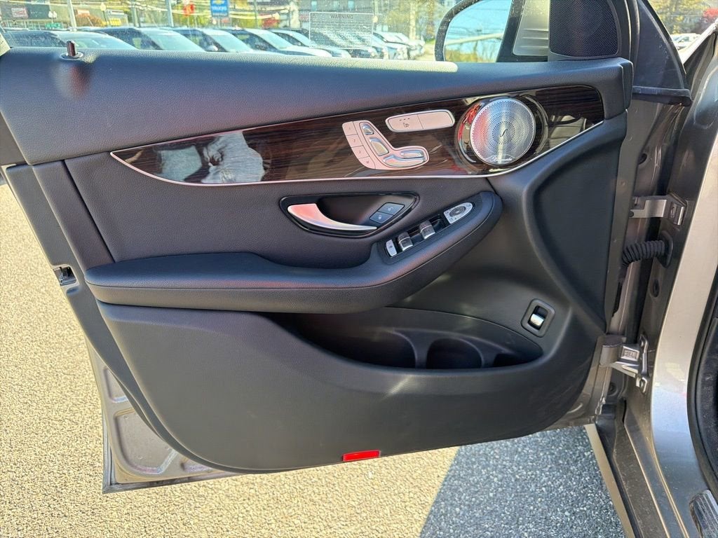 2020 Mercedes-Benz GLC GLC 300