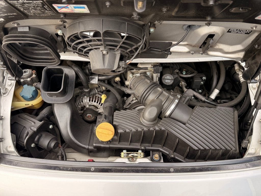 2001 Porsche 911 Carrera 2dr Carrera Cpe 6-Spd Manual