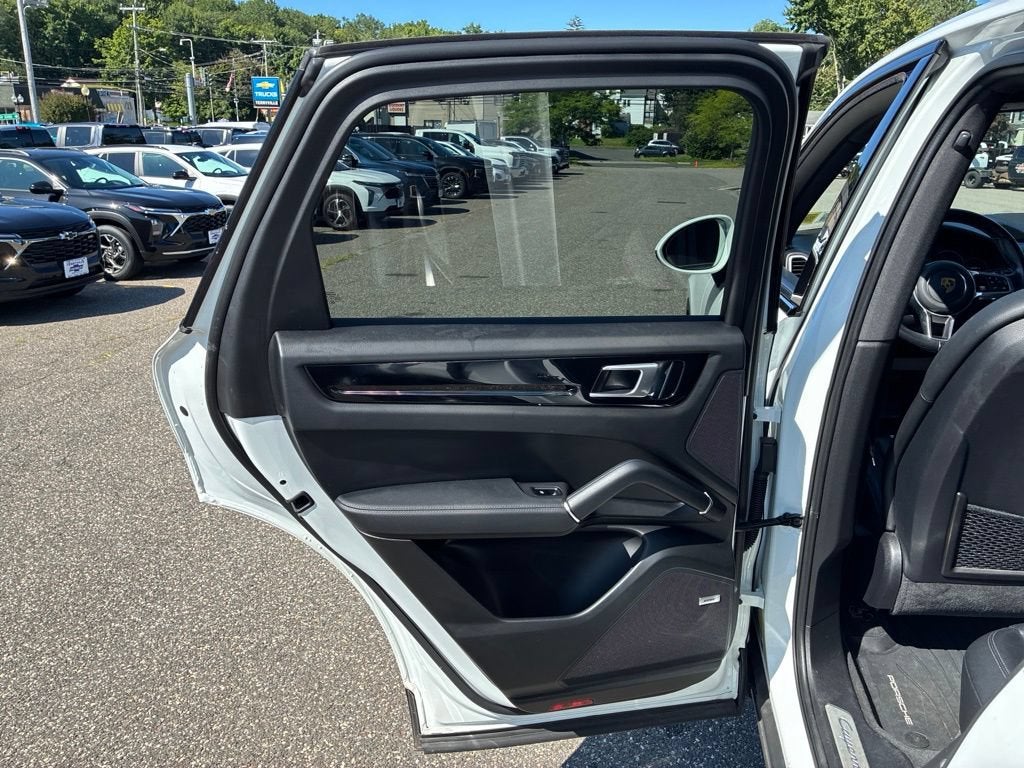 2021 Porsche Cayenne AWD