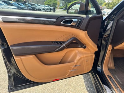 2014 Porsche Cayenne Turbo