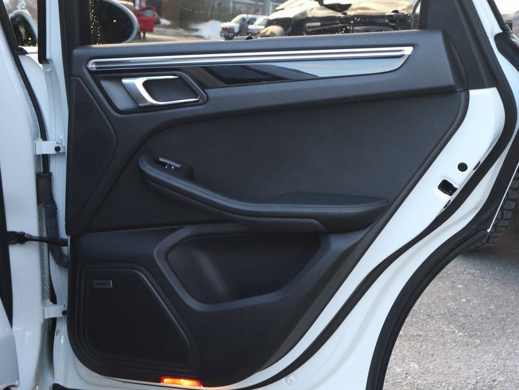 2018 Porsche Macan Turbo