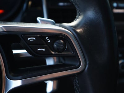 2018 Porsche Macan Turbo