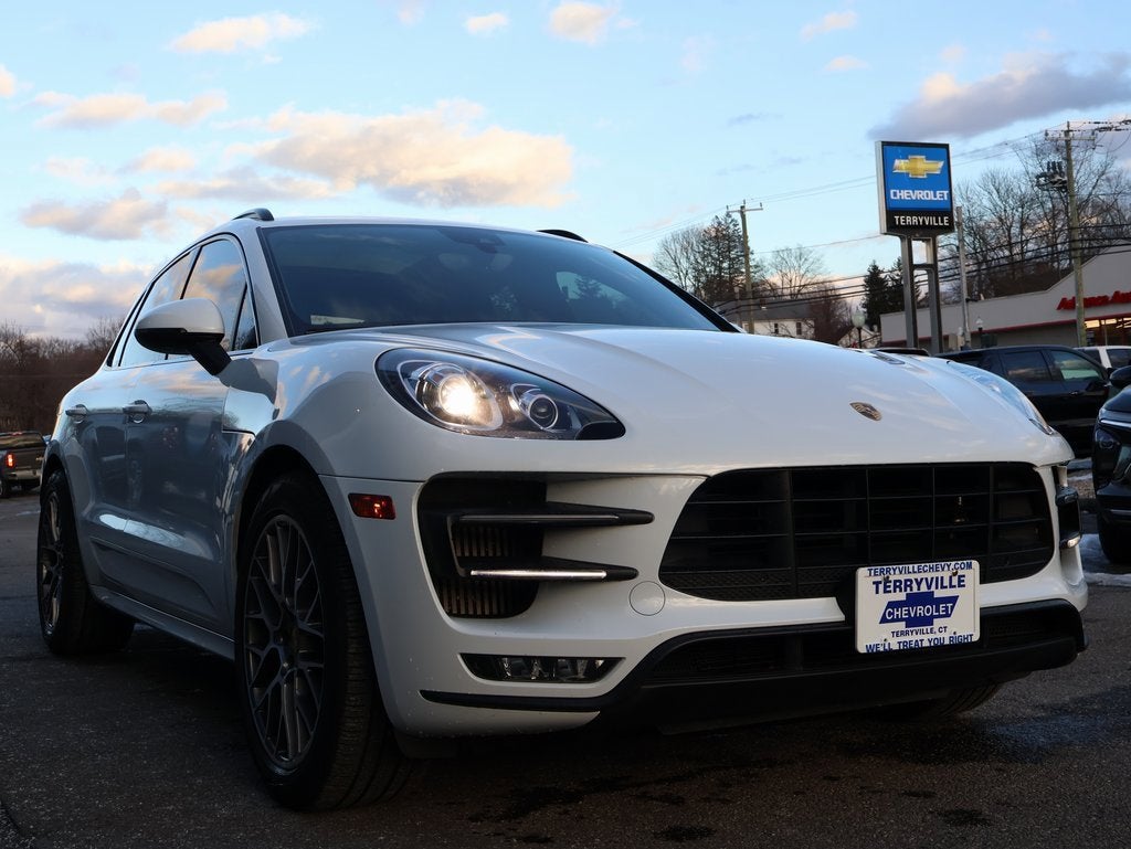 2018 Porsche Macan Turbo