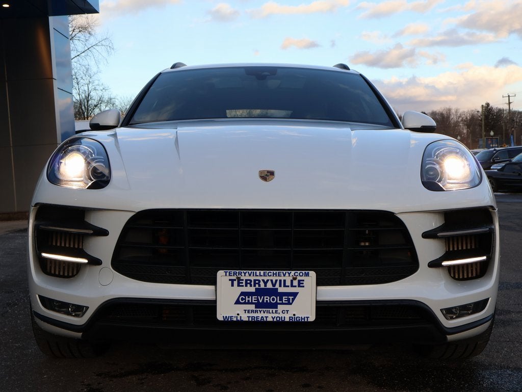 2018 Porsche Macan Turbo