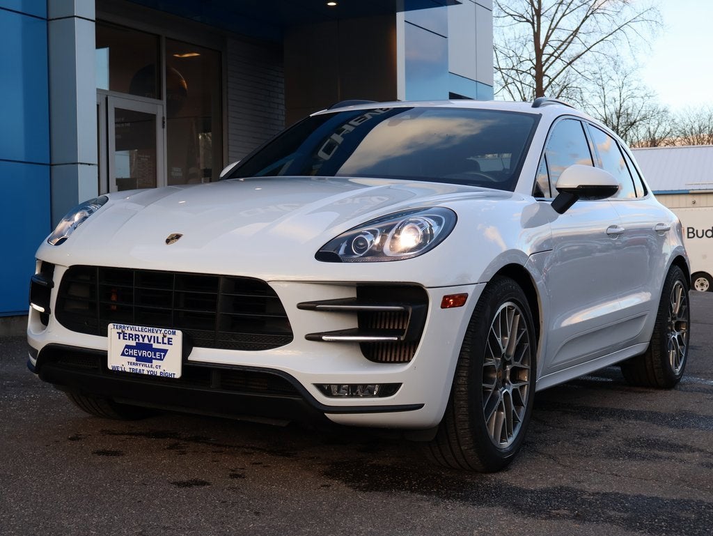 2018 Porsche Macan Turbo