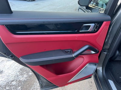 2021 Porsche Cayenne Turbo