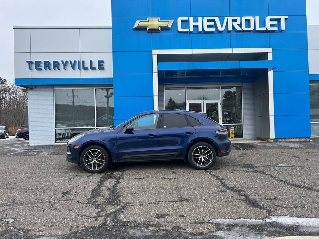 2022 Porsche Macan S