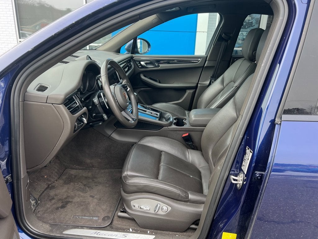 2022 Porsche Macan S