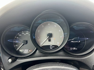 2022 Porsche Macan S