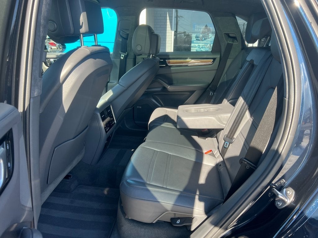 2022 Porsche Cayenne GTS