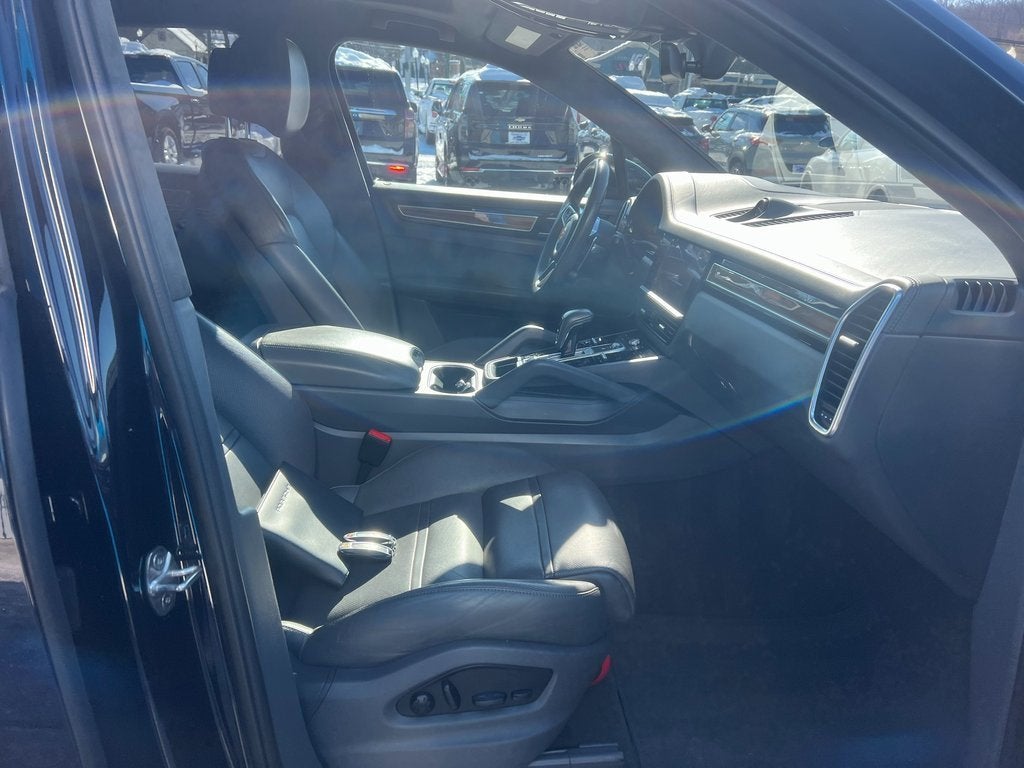 2022 Porsche Cayenne GTS