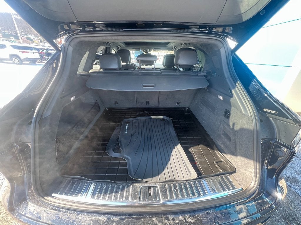 2022 Porsche Cayenne GTS