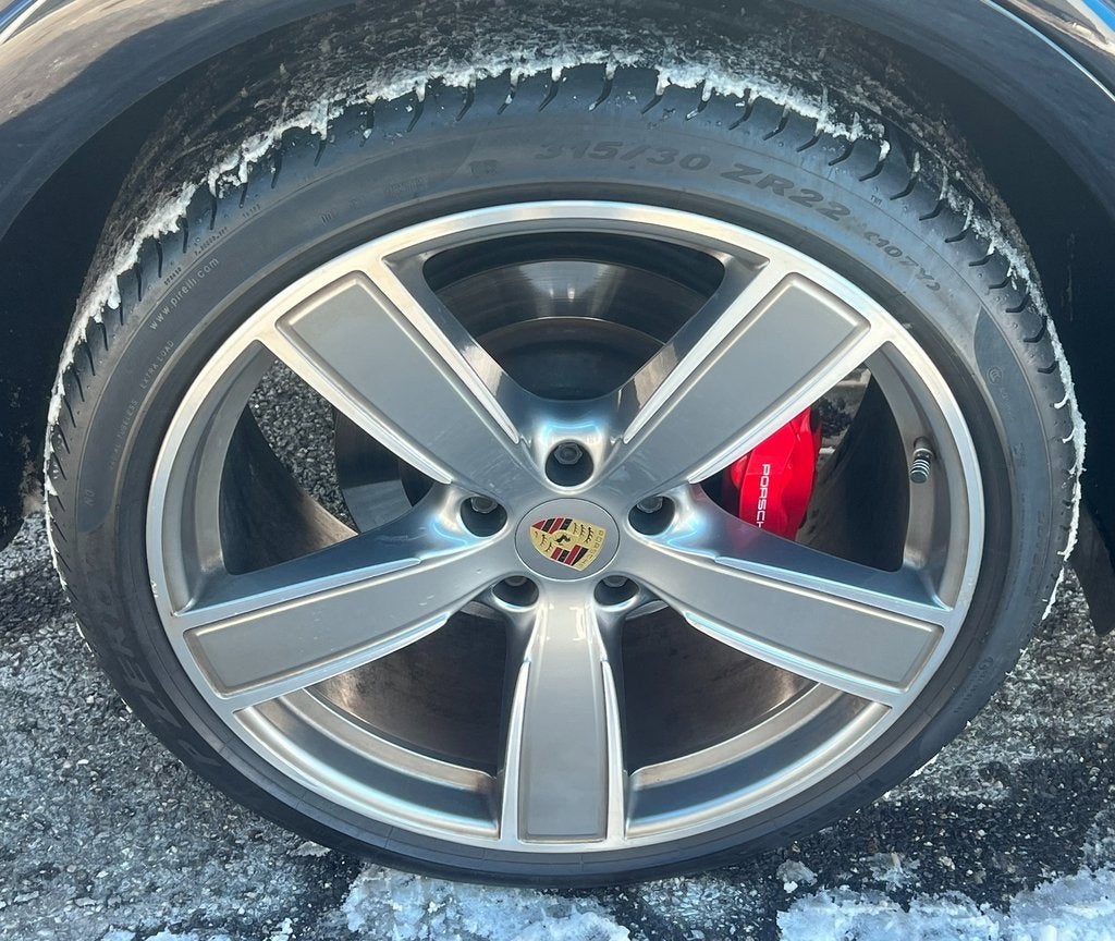 2022 Porsche Cayenne GTS