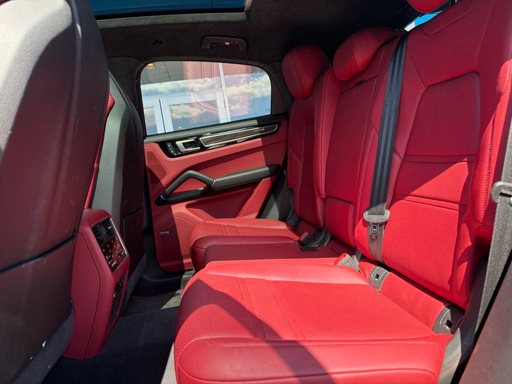 2023 Porsche Cayenne GTS