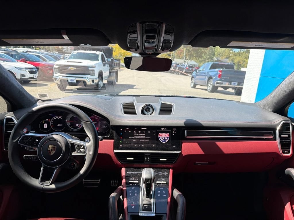 2023 Porsche Cayenne GTS