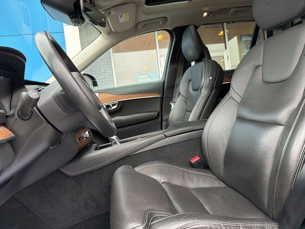 2017 Volvo XC90 Inscription