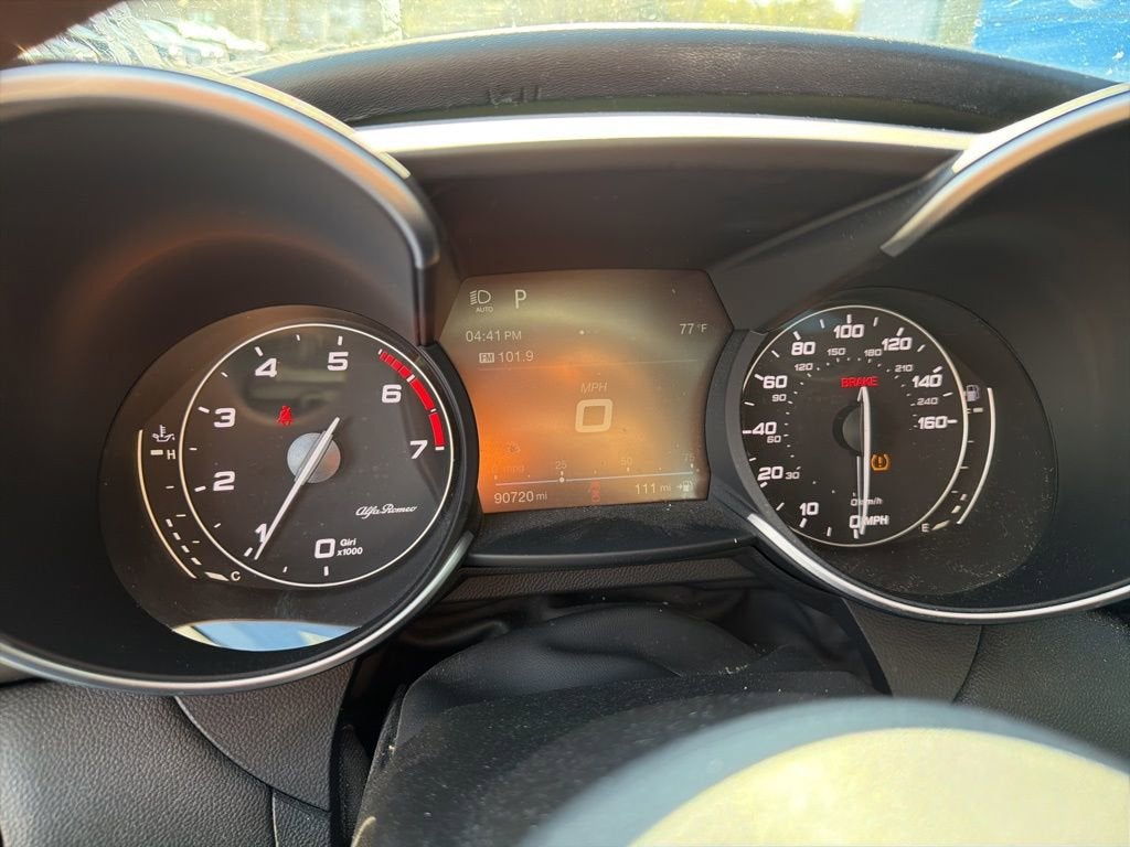 2019 Alfa Romeo Giulia Ti Sport