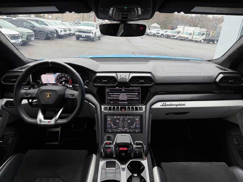 2024 Lamborghini Urus S